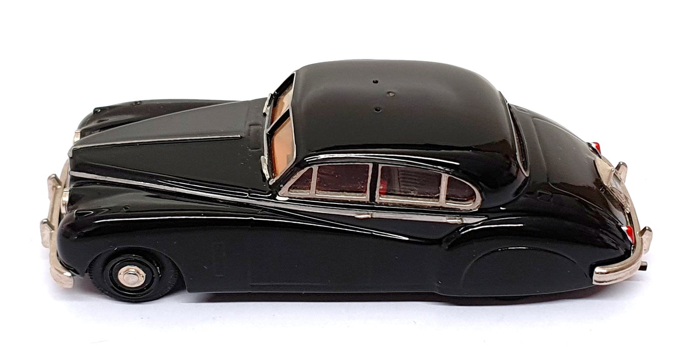 Crossway Models 1/43 Scale CS05 - Jaguar MkVII Essex Police - Black