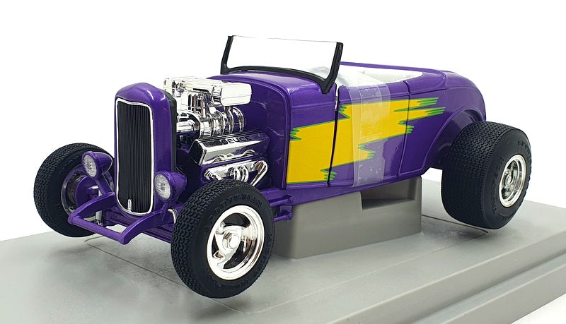 Ertl 1/18 Scale Diecast 7153 - 1932 Ford Street Rod - Purple