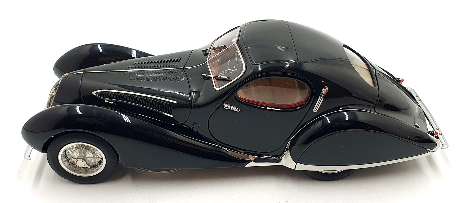 CMC 1/18 Scale M-166 - Talbot Lago Coupe T150 C-SS Teardrop 1937-39 Black