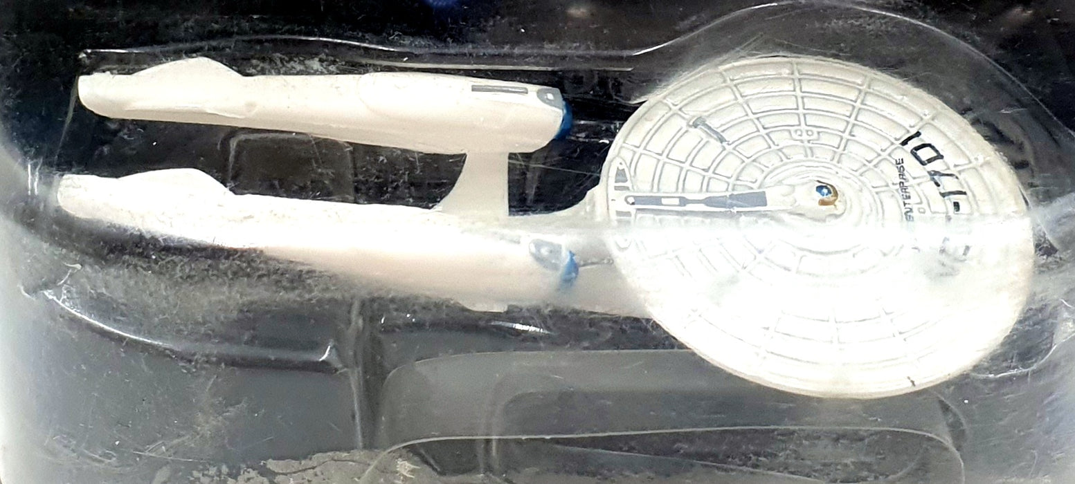 Hot Wheels 1/64 Scale  DJF53 - Star Trek U.S.S Enterprise NCC-1701