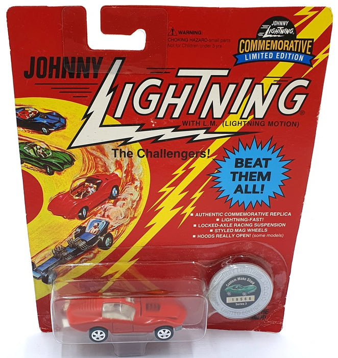 Johnny Lightning 1/64 Scale 100-132 - The Challengers Custom Mako Shark - Red
