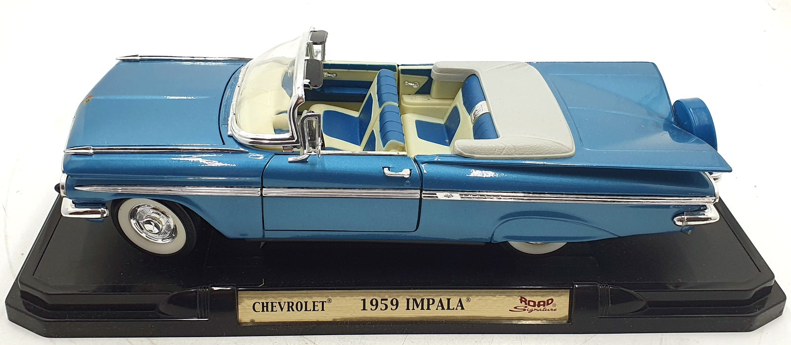 Road Signature 1/18 Scale Diecast 92118 - 1959 Chevrolet Impala - Blue
