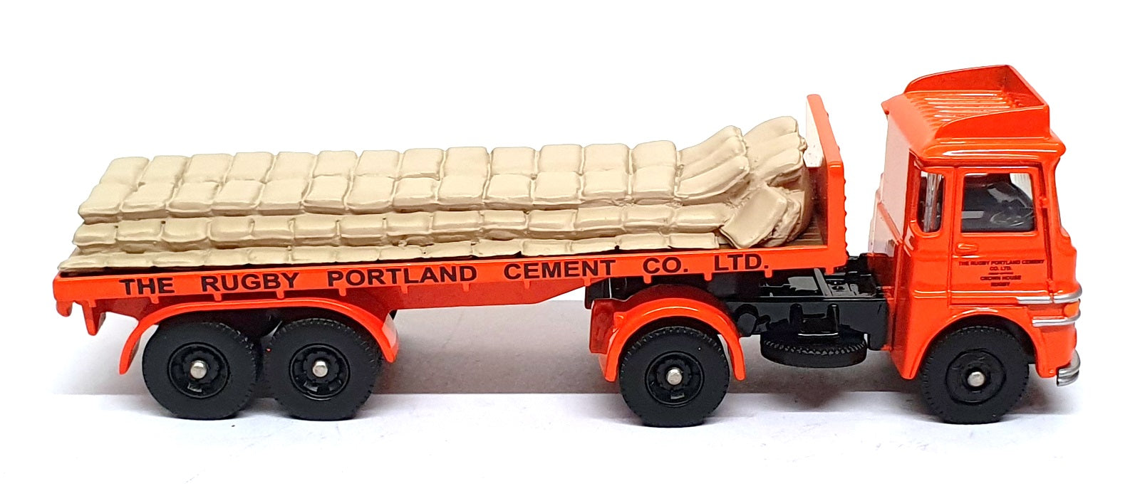 Corgi 1/76 Scale DG186013 - ERF LV Flatbed Trailer Rugby Cement - Orange