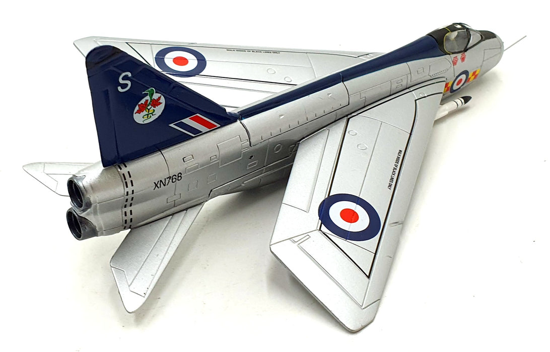 Corgi 1/72 Scale 49402 - EE Lighting F2 92 Sqn RAF Aerobatics Team