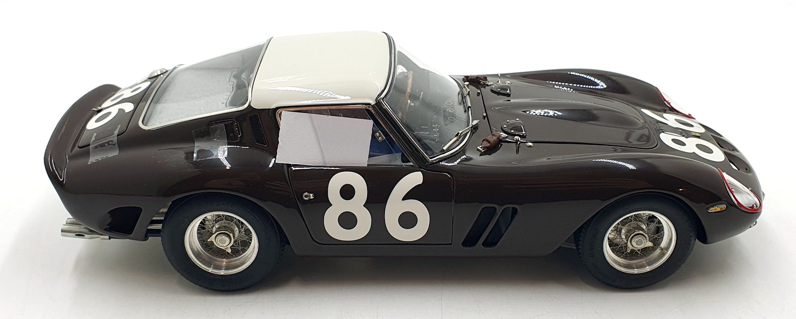 CMC 1/18 Scale M-156 - Ferrari 250 GTO 1962 Targa Florio #86 - Brown