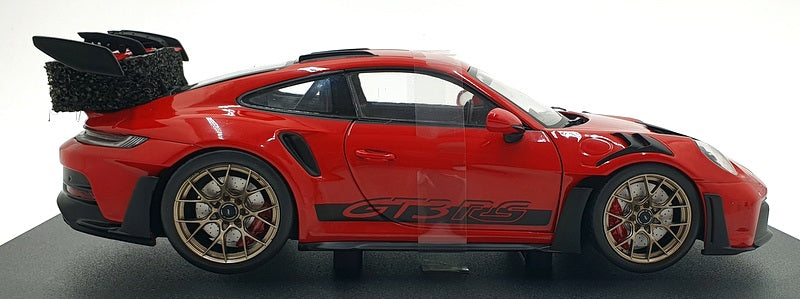 1:18 PORSCHE 911 992 GT3 RS 2022 Cerchi Bianchi e Decorazione Rosso 1:18 PORSCHE 911 992 GT3 RS 2022 Cerchi Bianchi e Decorazione Rosso
