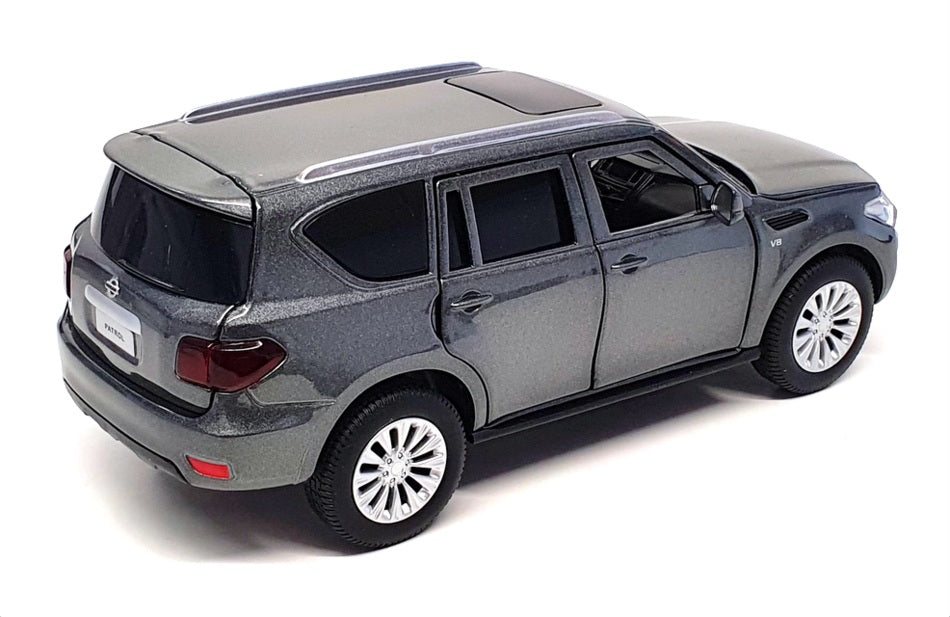 Tayumo 1/32 Scale Diecast 32115015 - Nissan Patrol Y62 - Grey
