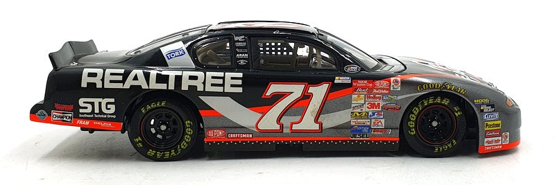 Action 1/24 Scale 400125 - Chevrolet 2000 NASCAR #71 Realtree - Marcis