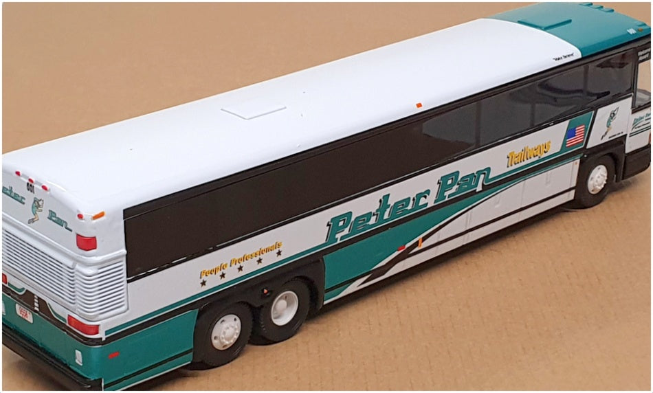 Corgi 1/50 Scale Diecast 98422 - MCI-102 DL3 Coach 'Peter Pan Trailways'