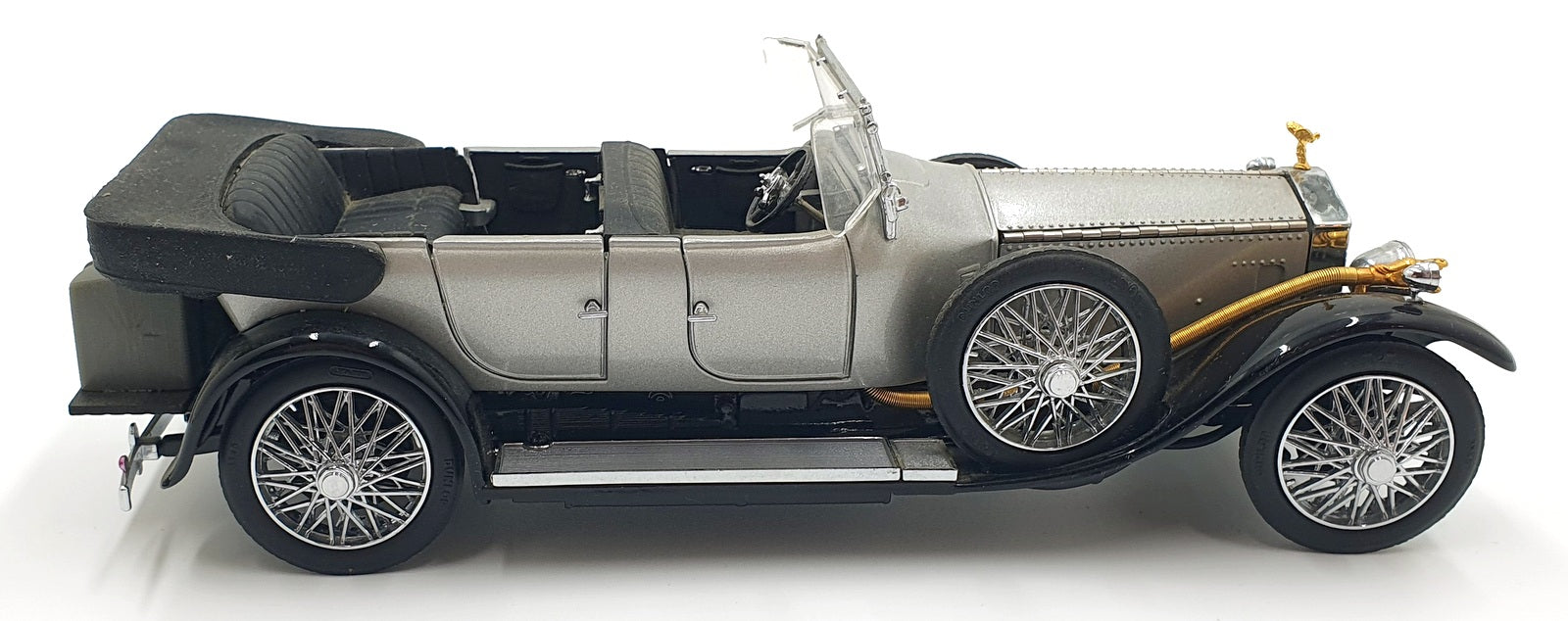 Franklin Mint 1/24 Scale B11RS11 - 1925 Rolls Royce Silver Ghost - Silver/Black