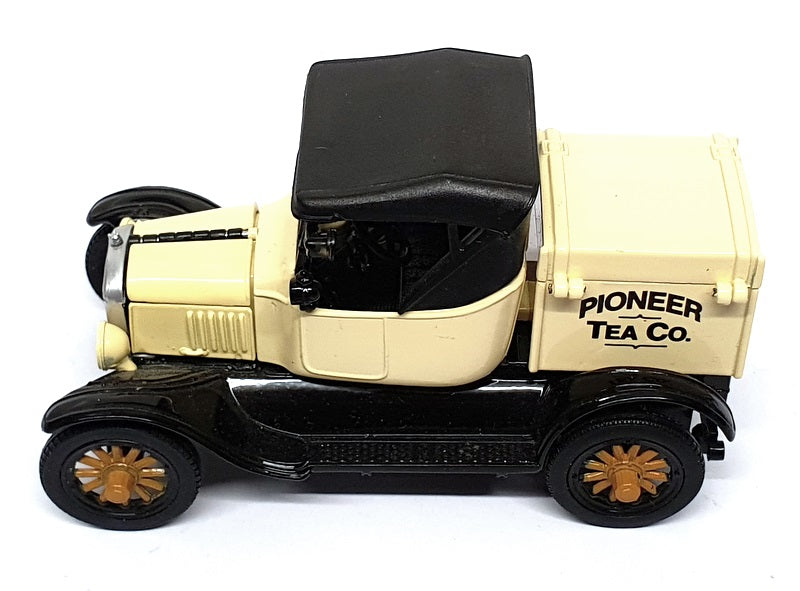 Tins Toys 10cm Long Diecast 20FDCG - 1920 Ford Model T Cargo Truck - Cream