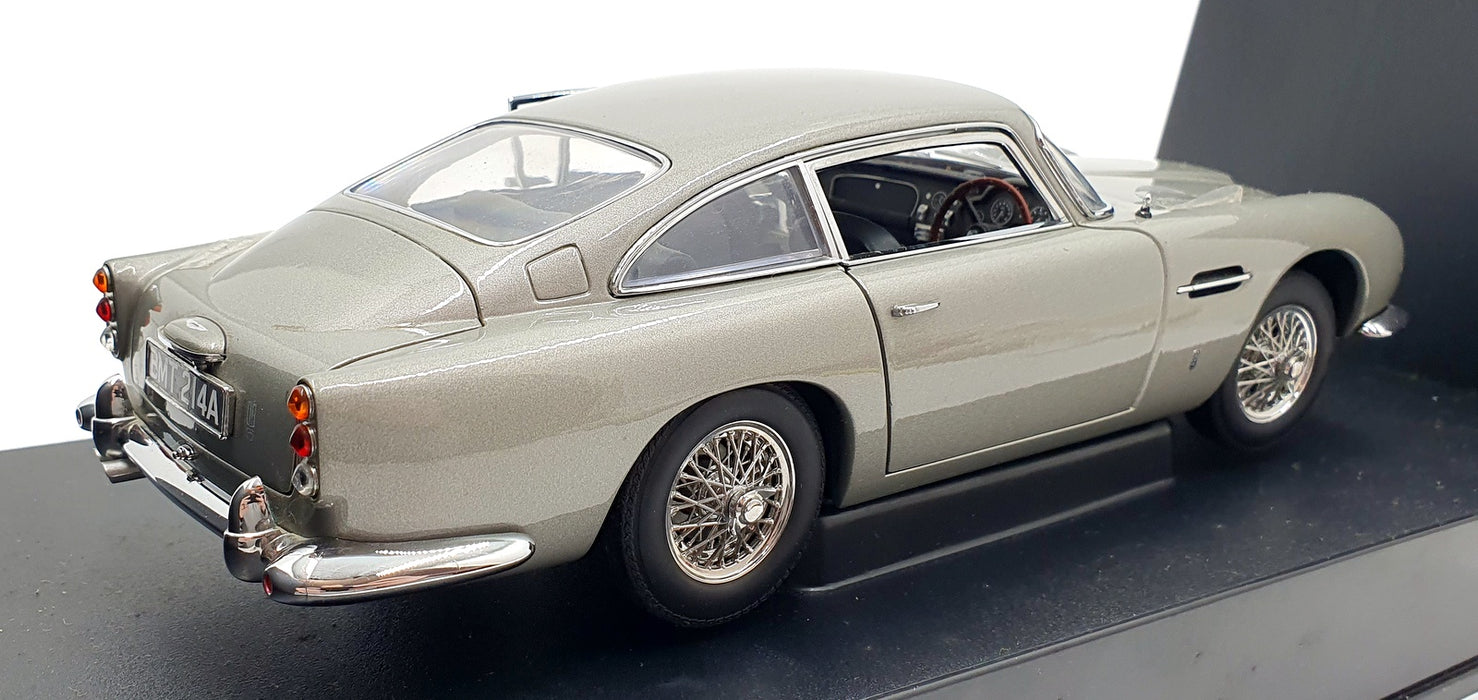 Autoart 1/18 Scale Diecast 70020 Aston Martin DB5 Silver 007 Goldfinger