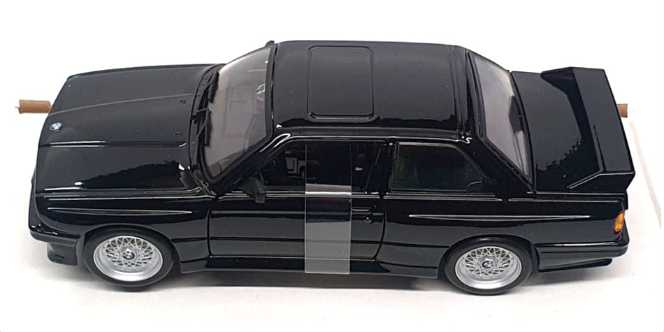 Burago 1/24 Scale Diecast 18-21100 - 1988 BMW 3 Series M3 - Black