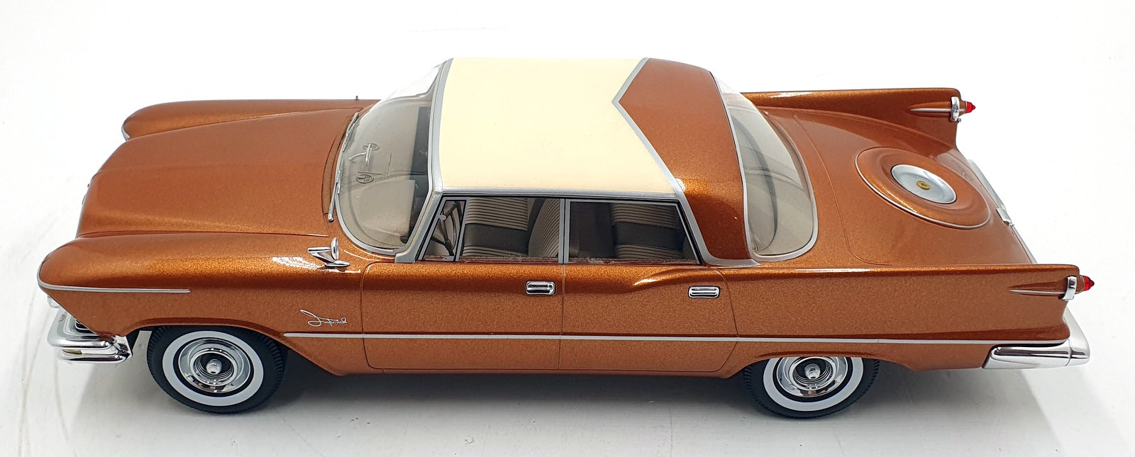 BOS Models 1/18 Scale Resin BOS140 - 1957 Imperial Crown Southampton 4Dr Copper