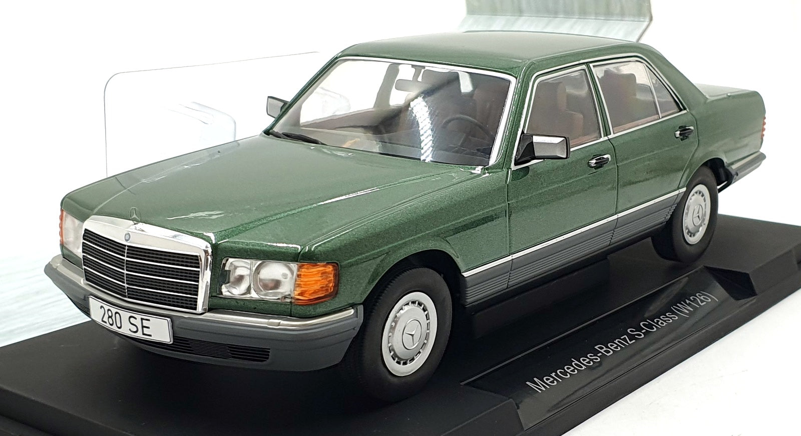 MCG 1/18 Scale Diecast MCG18549 - Mercedes-Benz S Class W126 - Met. Green