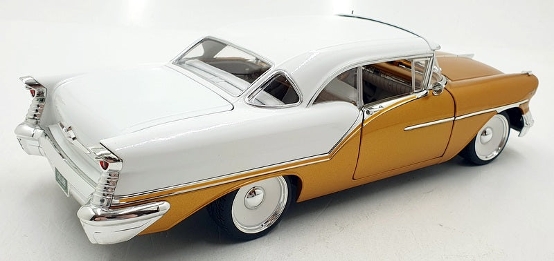 Acme 1/18 Scale Diecast A1808006 - 1957 Oldsmobile Super 88 - Gold/White