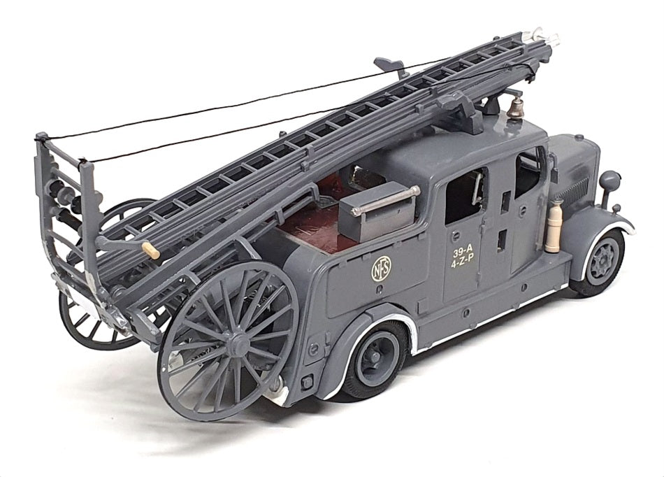 Set D'échelles Pompiers 1/72 Fire Brigade Models - FBM9, Années 1950-60 (occasion)