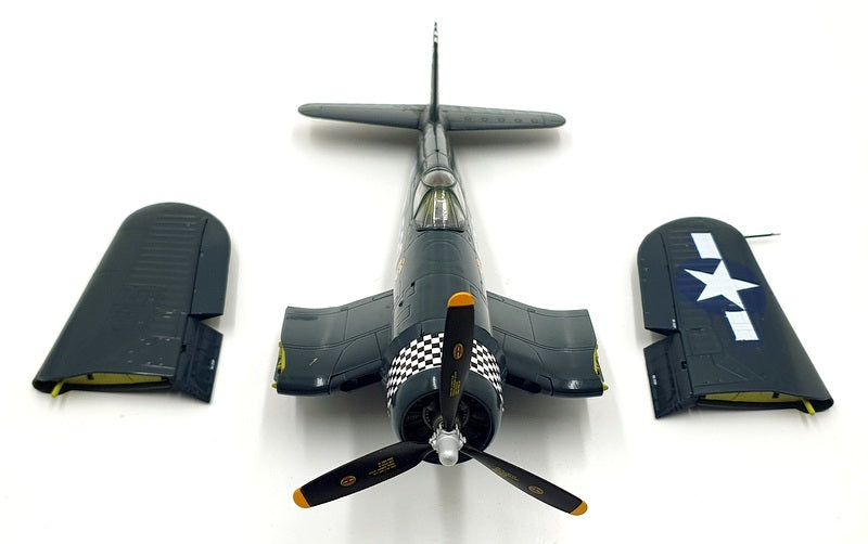 Hobby Master 1/48 Scale HA8208 - Vought F4U-1D Corsair White 530 VMF-312 1945
