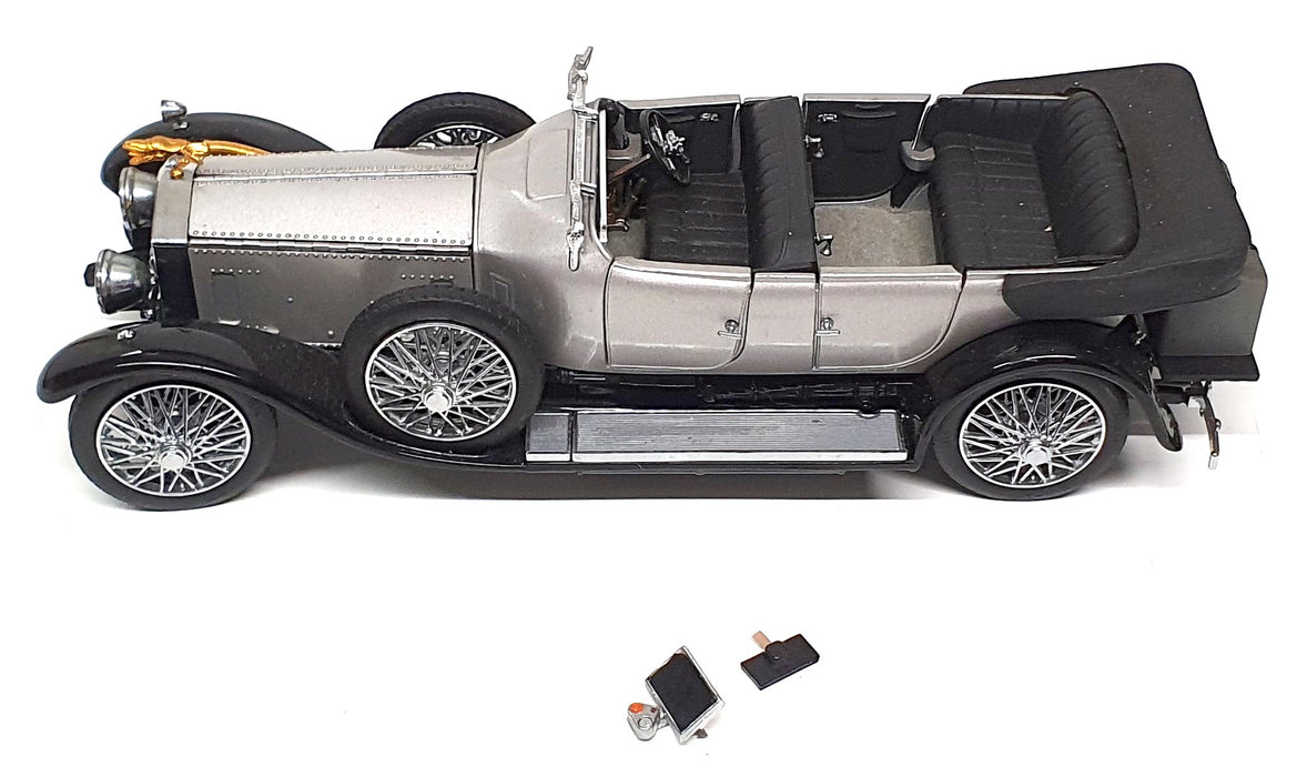 Franklin Mint 1/24 Scale 31025A - 1925 Rolls Royce Silver Ghost - Silver
