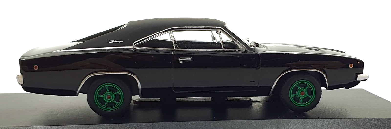 Greenlight 1/43 Scale 86432 - 1968 Dodge Charger R/T - Green Wheels