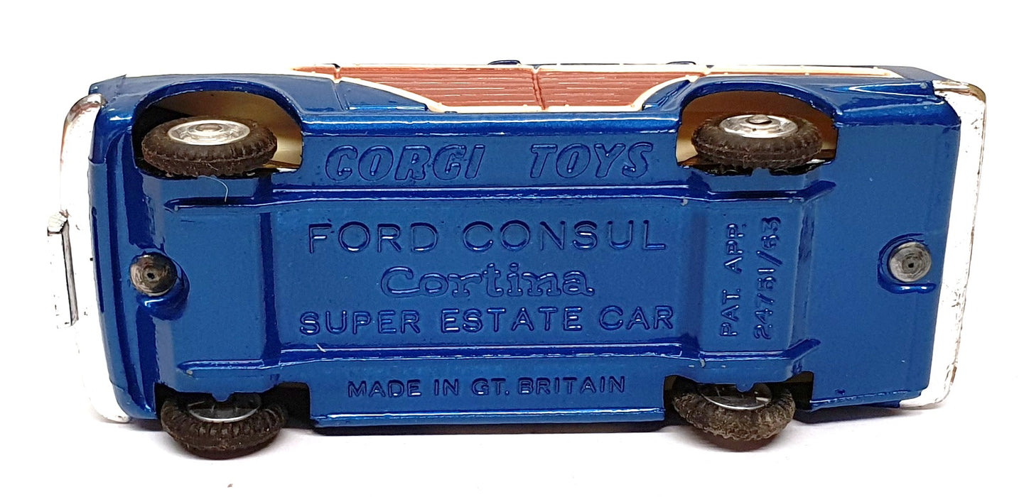 Corgi Toys Original 440 - Ford Consul + Golfer Caddie Boy Trolley & Bag - Blue