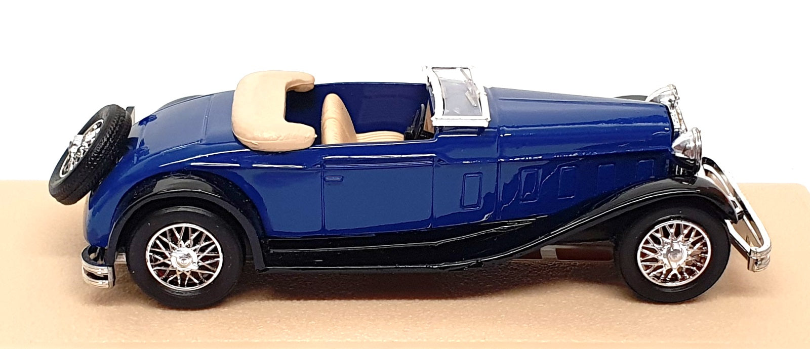 Eligor 1/43 Scale Diecast 1038 - 1934 Delage D8 Cabrio Decouvert - Blue