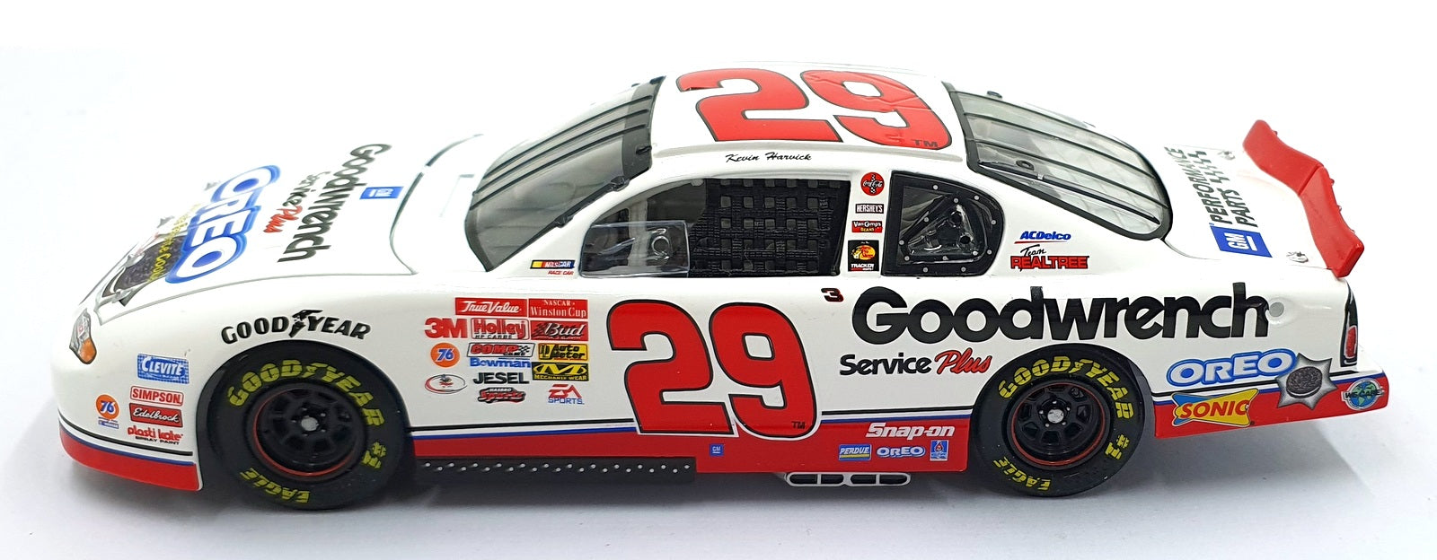 Action 1/24 Scale Diecast 105203 - 2003 Chevrolet Monte Carlo #5 NASCAR Labonte