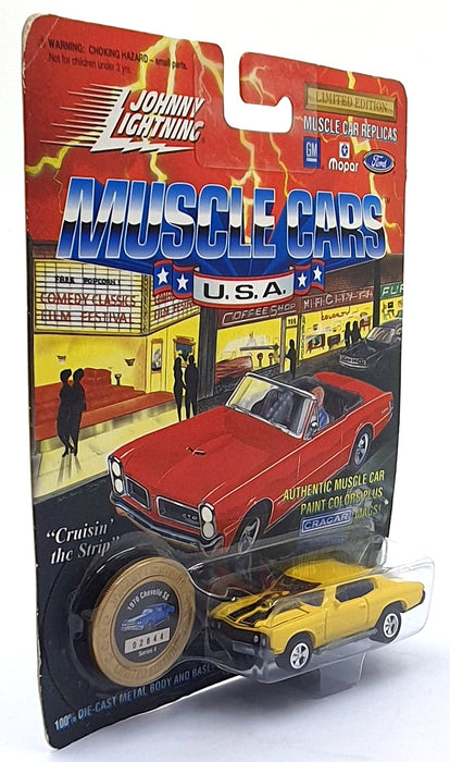 Johnny Lightning 1/64 Scale 200-140 - Muscle Cars 1970 Chevelle SS - Yellow