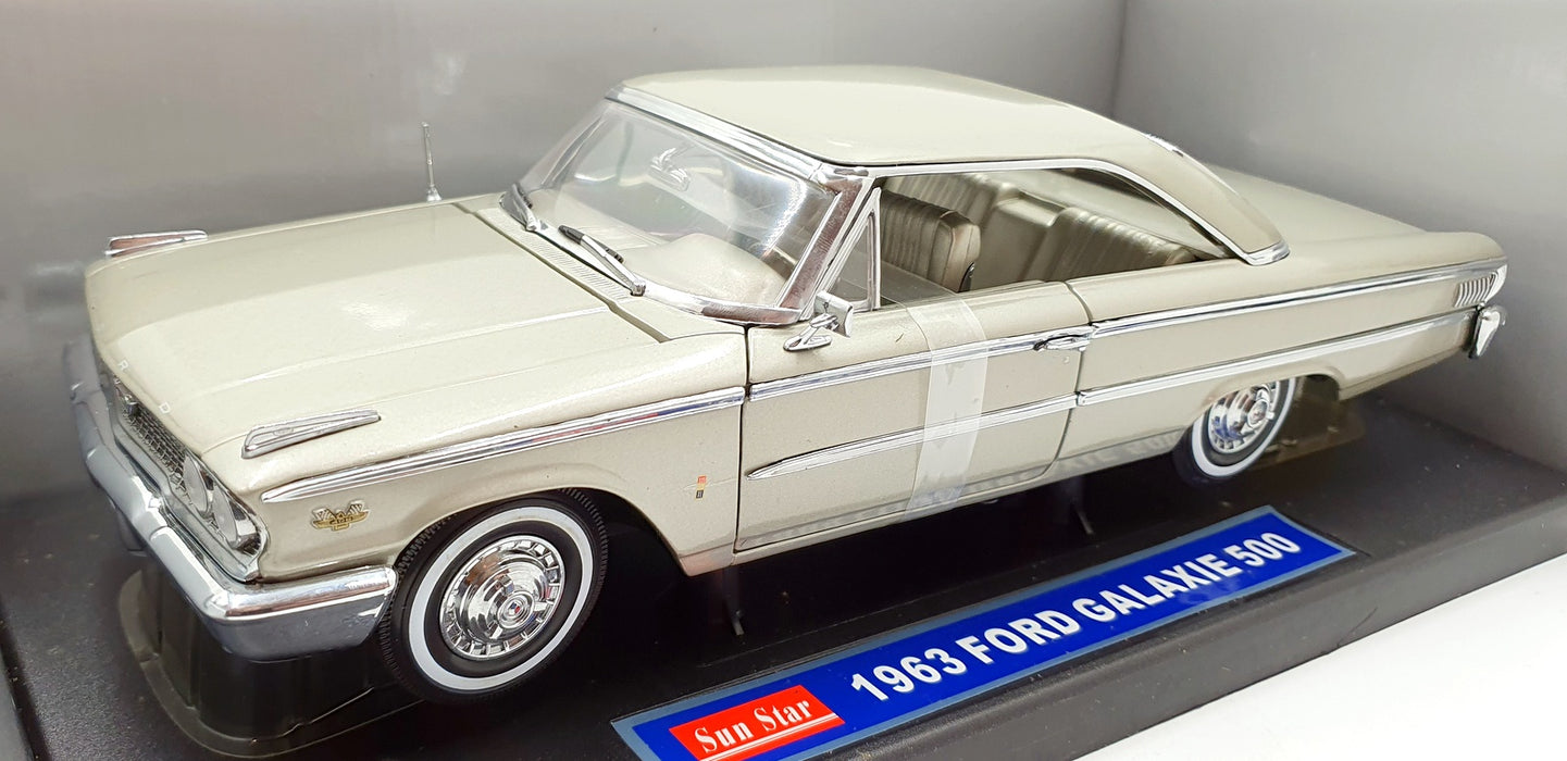 Sun Star 1/18 Scale Diecast 1461 - 1963 Ford Galaxie 500 - Silver