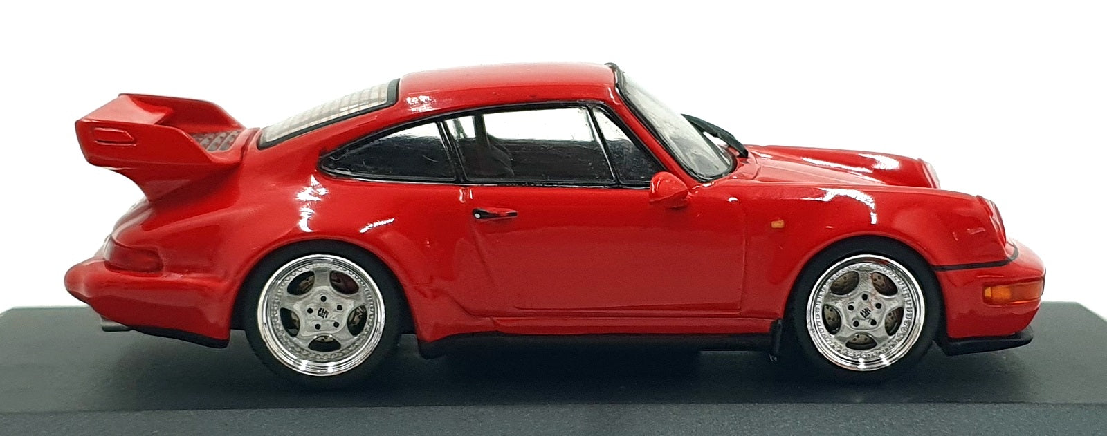 Solido 1/43 Scale Diecast S4316901 - Porsche 911 (964) RS 3.8 - Guards Red