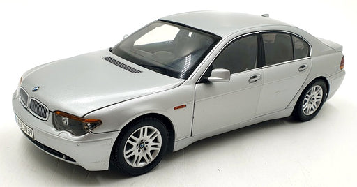 BMW - 120i/ E87 5 Doors 2004 - Kyosho - 1/18 - Voiture miniature