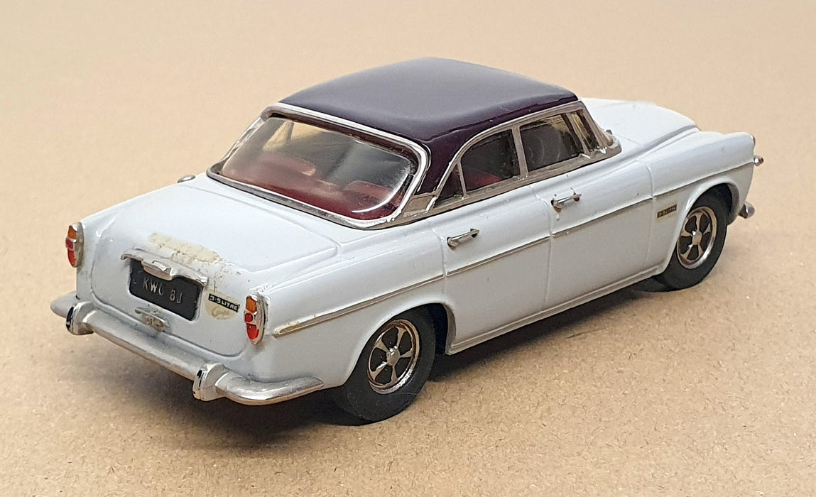 Conquest Models 1/43 Scale Nr. 106 - 1968 Rover P5B 3.5 Litre Coupe