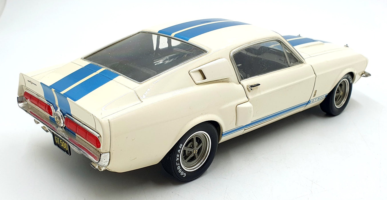 Solido 1/18 Scale Diecast 12226R - Shelby Mustang GT 500 - White/Blue