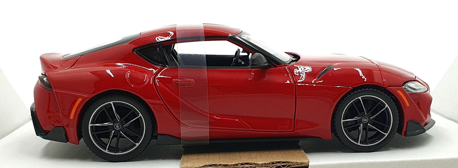 Maisto 1/24 Scale Diecast 32917 - Toyota GR Supra - Red