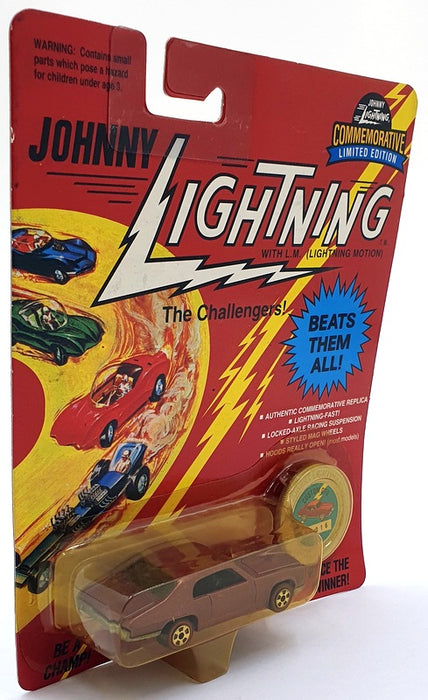 Johnny Lightning 1/64 Scale 100-160 - The Challengers Custom GTO - Pink