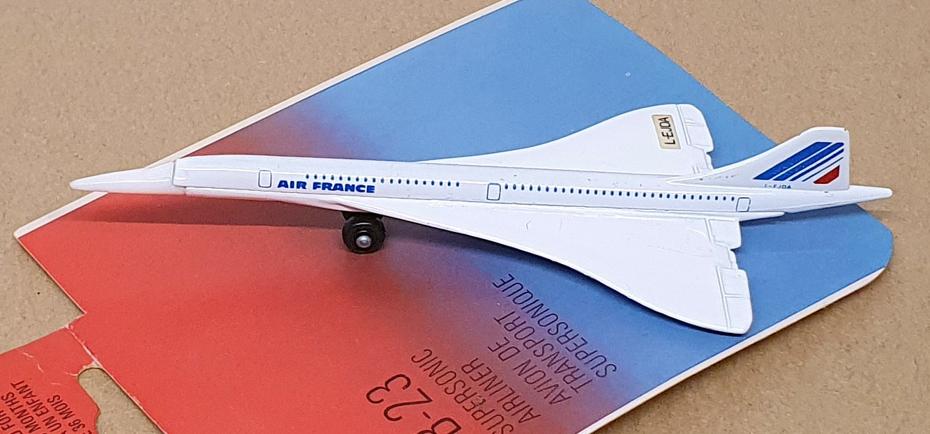 Matchbox Sky-Busters SB-23 - Concorde Supersonic Airliner Air France - White