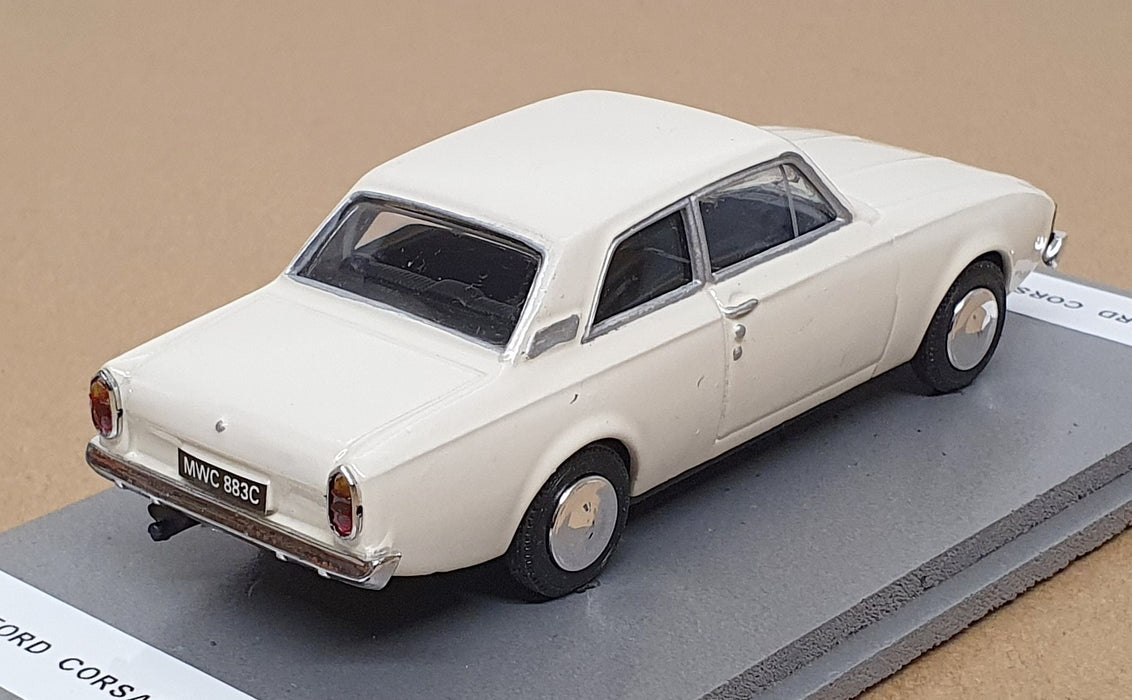 Cararama 1/43 Scale CMA88W - Ford Corsair Saloon - REPAINTED White