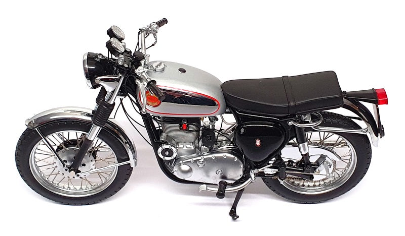 Minichamps 1/12 Scale 122 130000 - 1956 BSA Goldstar DBD34 Motorbike - Black