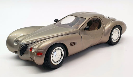 Guiloy 1/18 Scale Diecast 68570 - Chrysler Atlantic - Gold