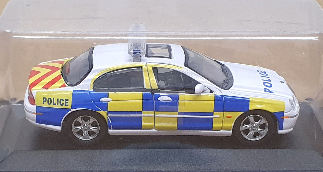 Altaya 1/43 Scale Diecast T802 - 2002 Jaguar S Police Car - White