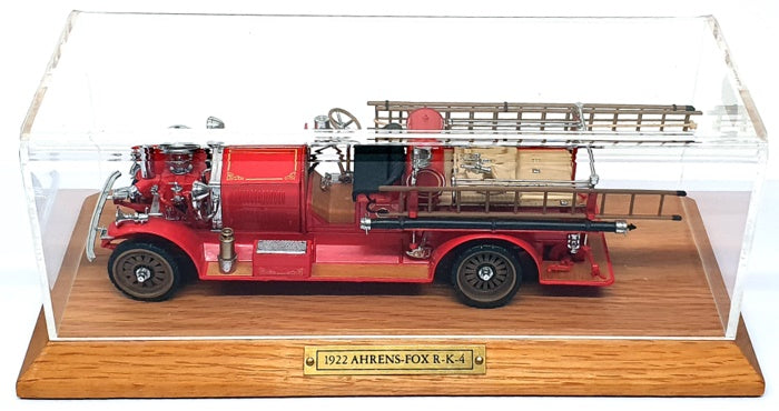 Franklin Mint 1/32 Scale AH1922 - 1922 Ahrens Fox R-K-4 Fire Engine - Red