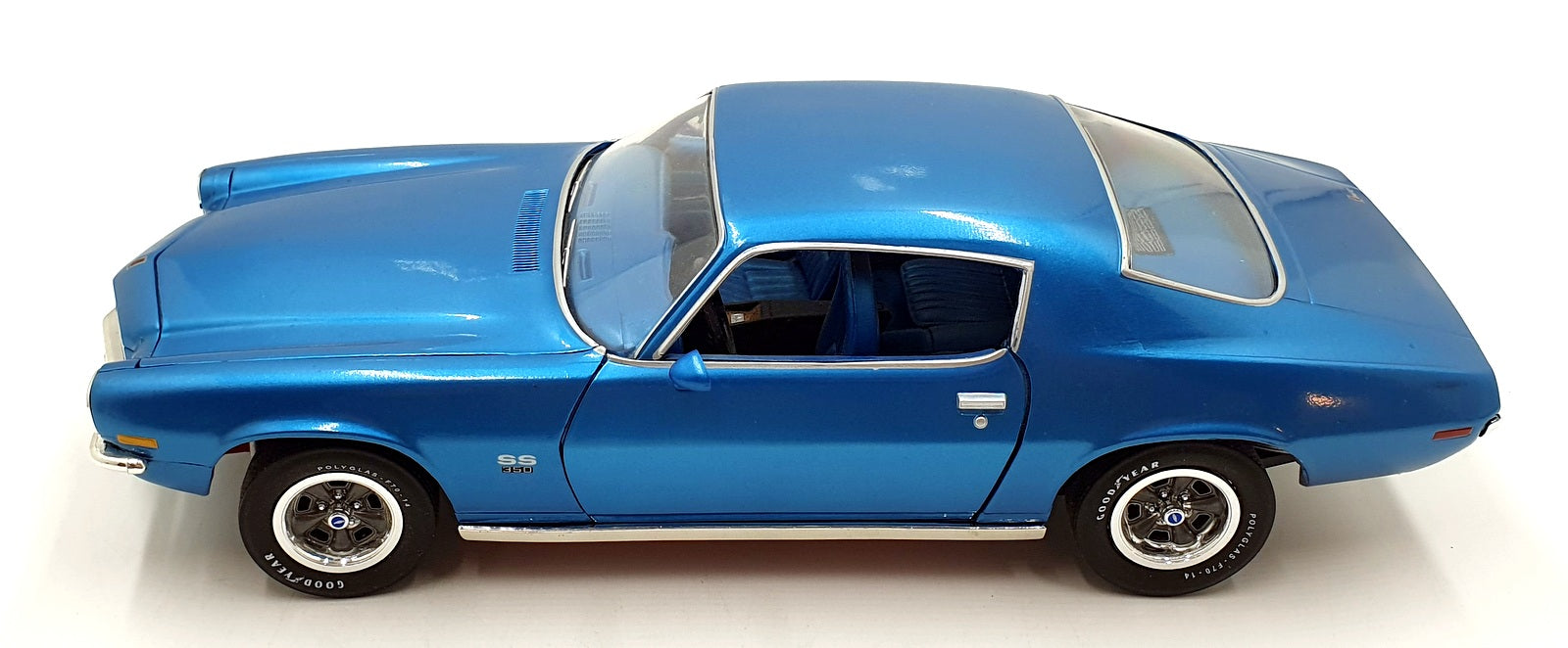 Auto World 1/18 Scale AMM982/06 - 1971 Chevy Camaro SS 350 - Blue