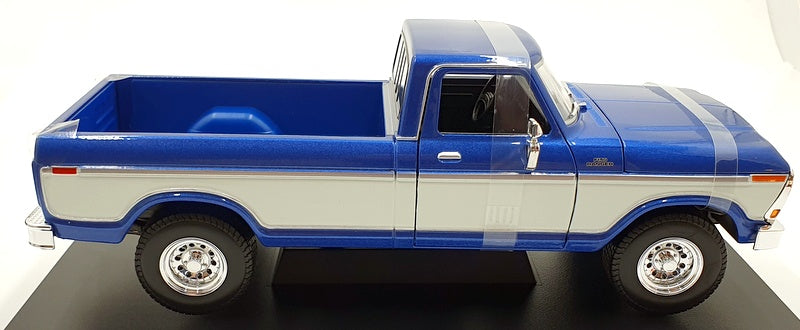 Maisto 1/18 Scale Diecast 46629 - 1979 Ford F-150 Pick-Up - Blue/White