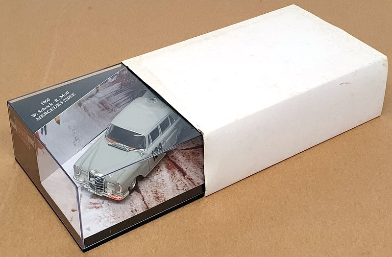 Skid 1/43 Scale SMC013 - Mercedes 220SE Winner #128 Monte Carlo 1960 - Grey