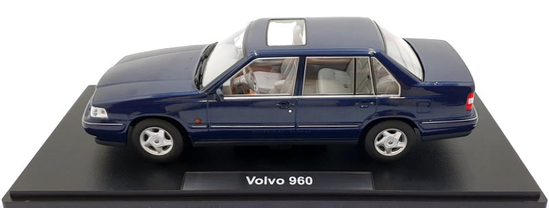 Triple9 1/18 Scale T9-18000302 - Volvo 960 - Nautic Blue Pearl