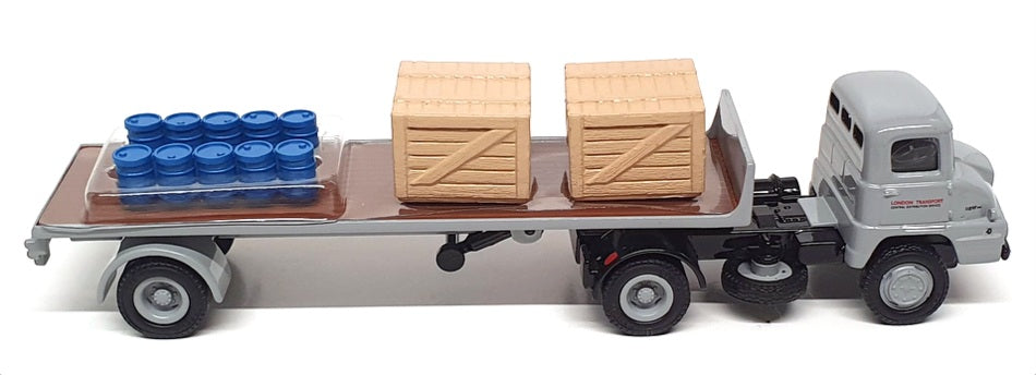 EFE 1/76 Scale 33201 - Trader Articulated Flatbed Lorry London Transport - Grey