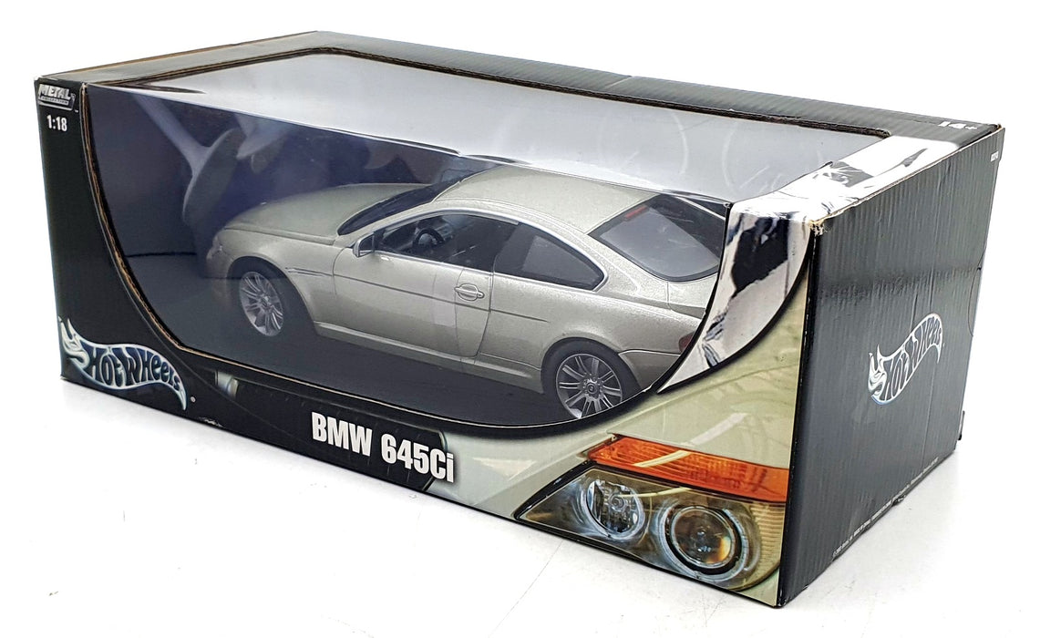 Hot Wheels 1/18 Scale Diecast B3243 - BMW 645Ci - Champagne 