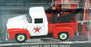 Greenlight 1/64 Scale 41120-B - 1956 Forf F-100 Toe Truck - Red/White