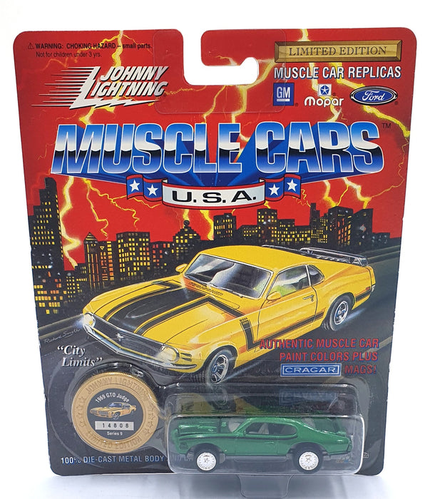 Johnny Lightning 1/64 Scale 200-190 - Muscle Cars 1969 Pontiac GTO Judge