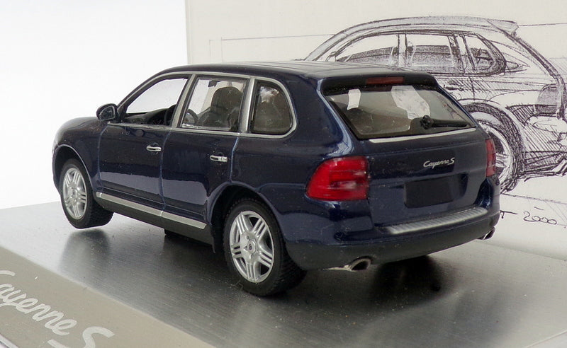 Minichamps 1/43 Scale Model Car 8620B - Porsche Cayenne S - Blue